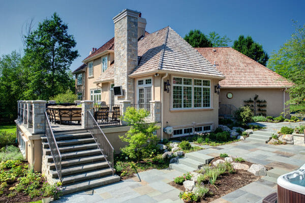 What to Know: Building or Renovating an Outdoor Deck