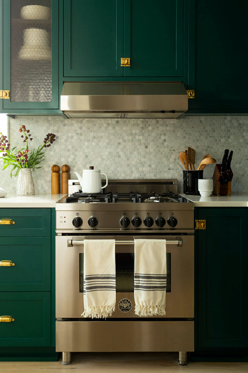 emerald green cabinets