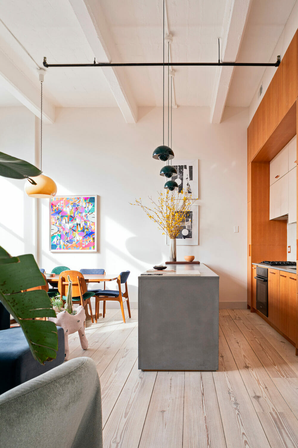 Kitchen_and_dining_room_with_wood_and_concrete