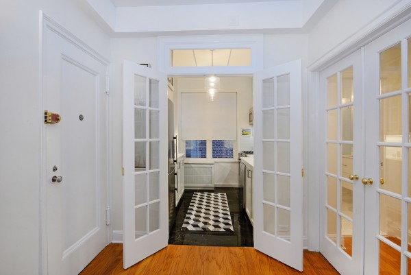 Using Transom Windows to Increase Natural Light at Home