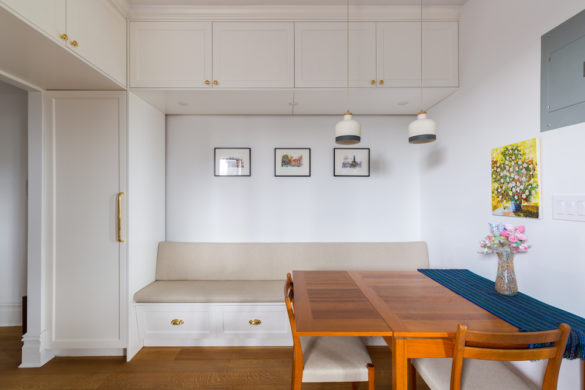 banquette seating