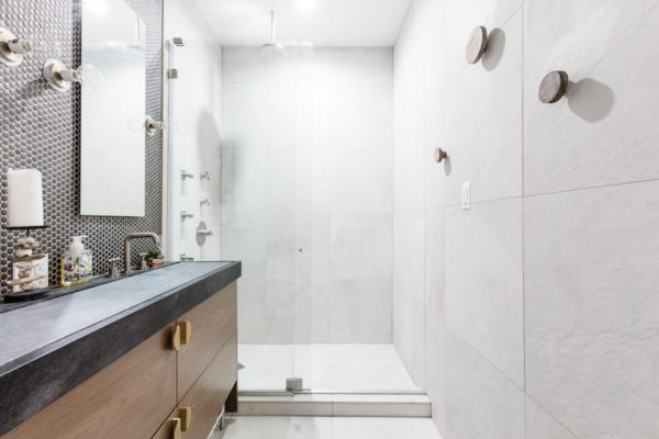 What Goes into Converting a Tub into a Shower?