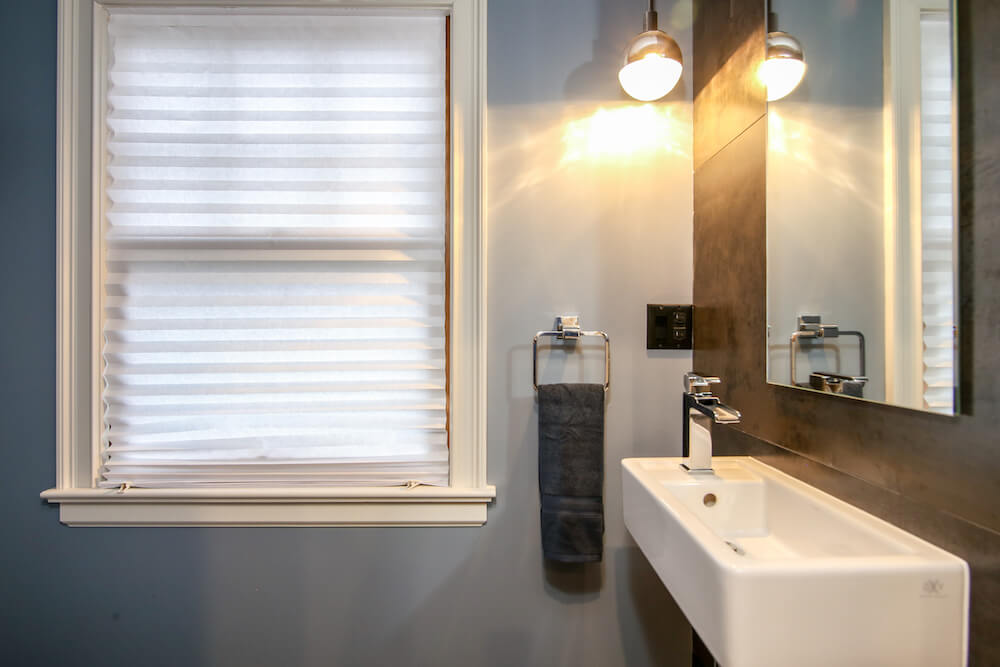 powder room