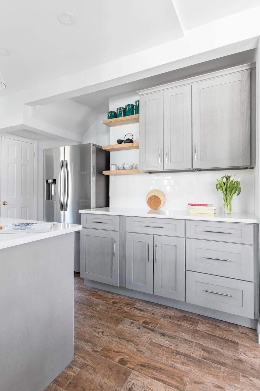 open shelving kitchen